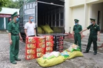 Bắt giữ hơn 1 tấn thực phẩm chay nhập lậu vào Quảng Ninh