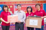 Trường Trung học phổ thông Đoàn Thị Điểm hướng về vùng lũ Quảng Bình