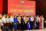 Thêm 2 học sinh trường THPT chuyên Hà Nội - Amsterdam được kết nạp Đảng