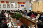 Học sinh trường Đoàn Thị Điểm làm bài tập online trong thời gian nghỉ chống dịch