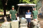 Bắt giữ đối tượng vận chuyển hơn 1 tấn thực phẩm nhập lậu tại Quảng Ninh