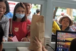 Toàn ngành Y tế nỗ lực tiến tới chấm dứt sử dụng vật liệu nhựa dùng một lần