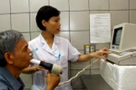 Nâng cao chất lượng khám, chữa bệnh bằng bảo hiểm y tế tuyến cơ sở