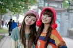 Hai Miss teen đọ sắc bên Hồ Gươm