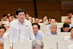 Sâu, Bướm và “Ngài”