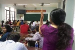Đồng chí nào muốn làm giám khảo?