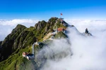 Những khoảnh khắc khó quên của "kỳ tích" chinh phục "Nóc nhà Đông Dương"