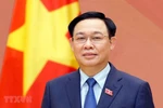 Chủ tịch Quốc hội Vương Đình Huệ lên đường thăm chính thức Lào