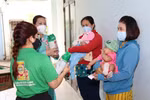Quỹ Phát triển Tài năng Việt trao “Triệu phần quà san sẻ yêu thương” tại TP.HCM