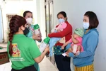Quỹ Phát triển Tài năng Việt trao “Triệu phần quà san sẻ yêu thương” tại TP.HCM