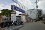 Trường Phan Bội Châu thu tiền học bạ cao gấp 3 lần giá bán tại Sở