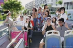 Hành trình khám phá trọn vẹn Đà Nẵng với xe buýt du lịch mui trần Coco Bus Tour