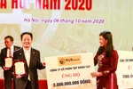 “Bầu Hiển” ủng hộ 5 tỷ đồng cho quỹ vì người nghèo Thành phố Hà Nội