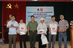 Tập đoàn Tân Hiệp Phát tặng 350 triệu đồng đến bà con bị thiên tai