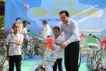 Kế hoạch của Bộ Giáo dục "sưởi ấm trái tim" những học sinh, giáo viên thiệt thòi
