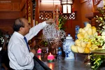 Thủ tướng thắp hương tri ân các Anh hùng, liệt sĩ tại Yên Bái