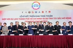 Vietjet cùng liên kết du lịch TP.HCM với Tây Bắc, Đông Bắc và miền Trung