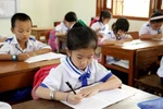 Đồng phục, có cần thay mới hàng năm không?