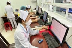 Đẩy mạnh chi trả các chế độ bảo hiểm không dùng tiền mặt