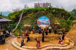 Fansipan tưng bừng với lễ hội "Mùa vàng Bản Mây"