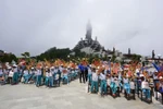 Xúc động hình ảnh “Hành trình tử tế” trên đỉnh núi Bà Đen