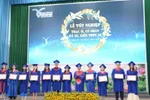 Tưng bừng lễ tốt nghiệp của sinh viên Trường Đại học Thủ Dầu Một