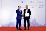 Vinmec được vinh danh là "Bệnh viện tiến bộ nhất" và "An toàn cho người bệnh"