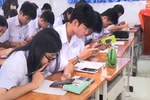 Bối rối với quy định cho phép học sinh dùng điện thoại trong lớp