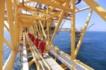 Giá dầu giảm mạnh, doanh thu tháng 10 của Petrovietnam vẫn lập đỉnh