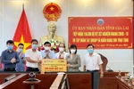 T&T Group và SHB trao tặng kit xét nghiệm nhanh COVID-19 cho một số tỉnh, thành