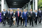 Việt Nam ta đang đứng ở vị trí nào trên trường quốc tế?