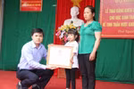 Học sinh khuyết tật chân, tay được Bộ Giáo dục tặng Bằng khen 
