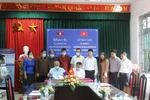 Đại học Thái Nguyên tặng trang thiết bị chống Covid-19 cho tỉnh Luông Pha Băng