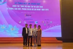 Thầy giáo trẻ học tập và làm theo tư tưởng, đạo đức, phong cách Hồ Chí Minh