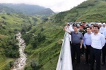Thủ tướng khảo sát các công trình, dự án trọng điểm tại tỉnh Lào Cai