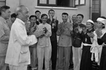 Khai mạc triển lãm "Di chúc của Bác - Nguồn sáng dẫn đường"