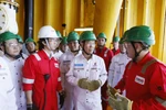 Chủ tịch nước thăm, chúc Tết người lao động làm việc tại giàn khoan trên biển