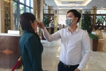 Thanh Hóa kiểm tra y tế cho các đại biểu tham dự hội thảo về sách giáo khoa