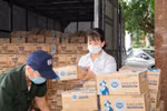 Sữa yêu thương tiếp sức y bác sĩ vào miền Nam chống dịch
