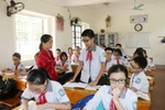 Đưa giáo viên trung học xuống dạy tiểu học, không phải chuyện đùa