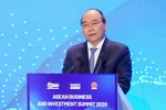 Đặt người dân và doanh nghiệp vào vị trí trung tâm của sự phát triển