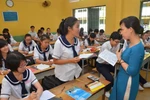 Làm thầy, đâu chỉ có lên lớp và ôm theo quyển giáo án!