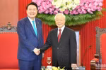 Tổng Bí thư Nguyễn Phú Trọng tiếp Tổng thống Hàn Quốc Yoon Suk Yeol
