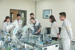Con đường mới để giải bài toán nhân lực Việt