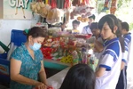 Trong trường học có nên mở căng-tin không?