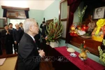 Tổng Bí thư, Chủ tịch nước dâng hương tưởng niệm Chủ tịch Hồ Chí Minh