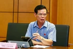 Ông Triệu Tài Vinh nên đưa sự nóng của ông vào cái Lò đang cháy
