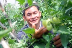 Nông dân đổi đời trên “cánh đồng công nghệ”