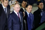 Tổng thống Nga Vladimir Putin đến Hà Nội, bắt đầu thăm cấp Nhà nước tới Việt Nam
