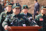 Thủ tướng dự diễn tập chiến thuật có bắn đạn thật của Quân đoàn 12